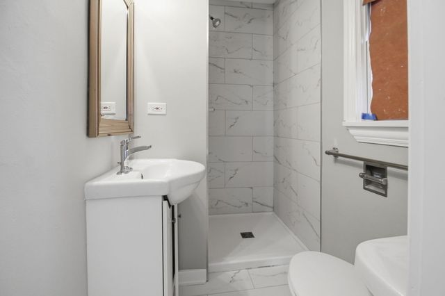 222 S Hudson Street, Westmont, IL 60559