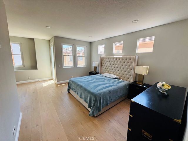 518 Goldenwest, Huntington Beach, CA 92648