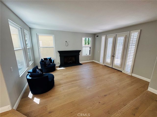 518 Goldenwest, Huntington Beach, CA 92648