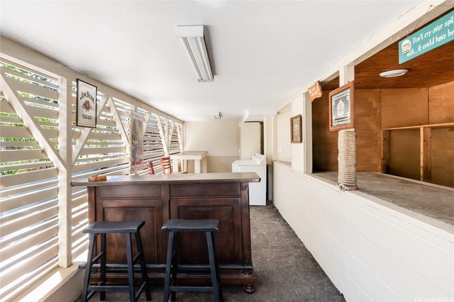 1506 Frear Street A, Honolulu, HI 96813