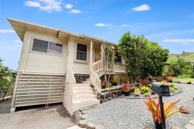 1506 Frear Street A, Honolulu, HI 96813