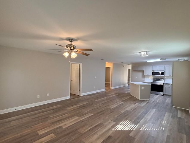 5302 Kervin Road, Crestview, FL 32539