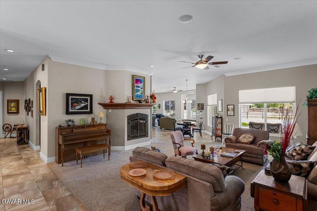 23840 Martingale Way, Tehachapi, CA 93561