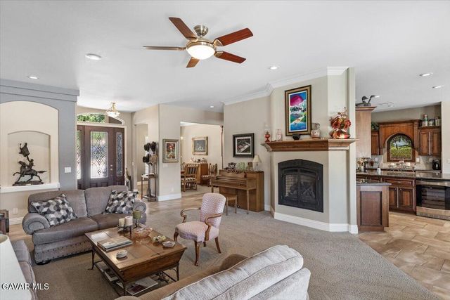 23840 Martingale Way, Tehachapi, CA 93561
