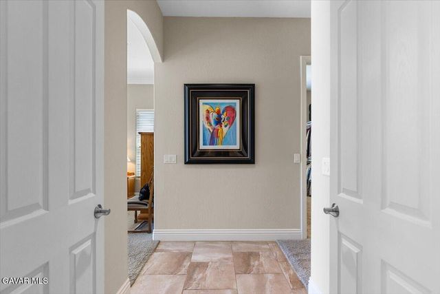 23840 Martingale Way, Tehachapi, CA 93561