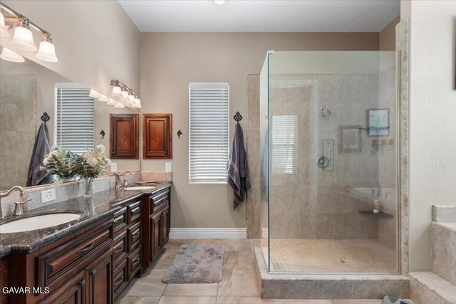 23840 Martingale Way, Tehachapi, CA 93561