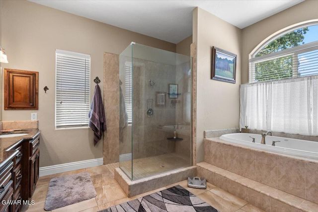 23840 Martingale Way, Tehachapi, CA 93561