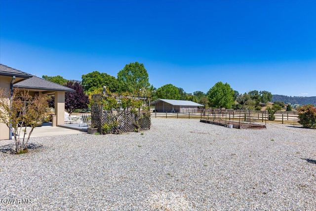23840 Martingale Way, Tehachapi, CA 93561