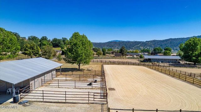 23840 Martingale Way, Tehachapi, CA 93561