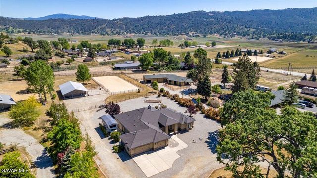 23840 Martingale Way, Tehachapi, CA 93561