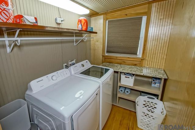 751 Lakeview Dr, Denham Springs, LA 70726