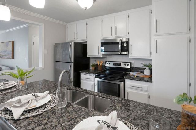 3763 Udall St 404, San Diego, CA 92107