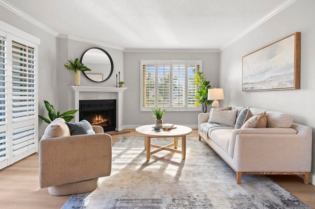 3763 Udall St 404, San Diego, CA 92107