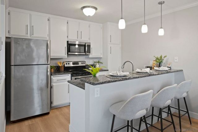 3763 Udall St 404, San Diego, CA 92107