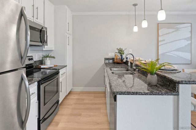 3763 Udall St 404, San Diego, CA 92107