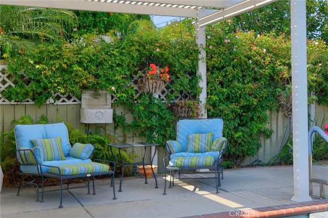1426 N Buena Vista, Burbank, CA 91505