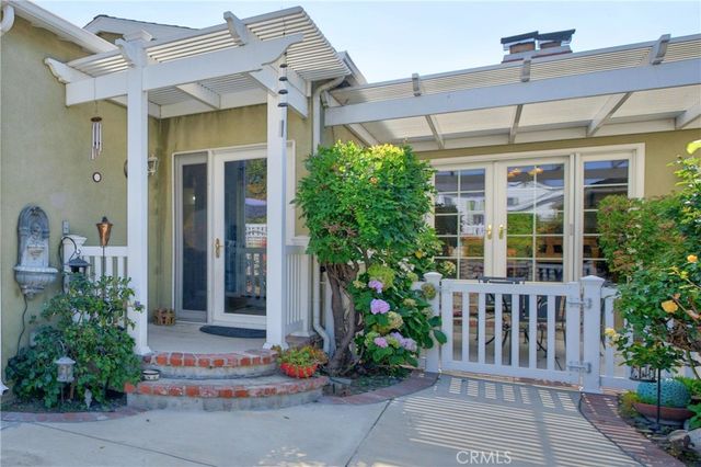 1426 N Buena Vista, Burbank, CA 91505