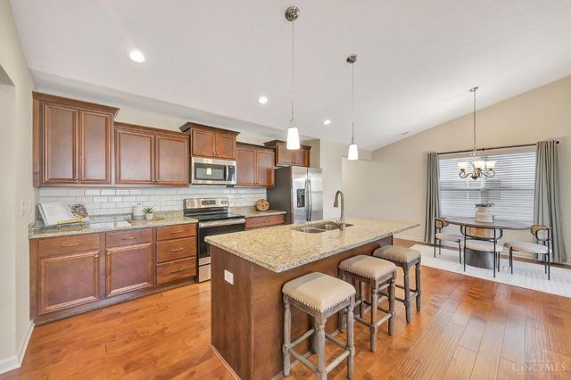 717 Villa Court, Trenton, OH 45067