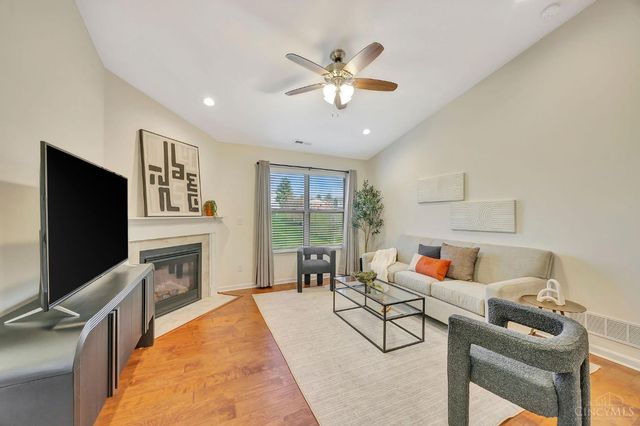 717 Villa Court, Trenton, OH 45067