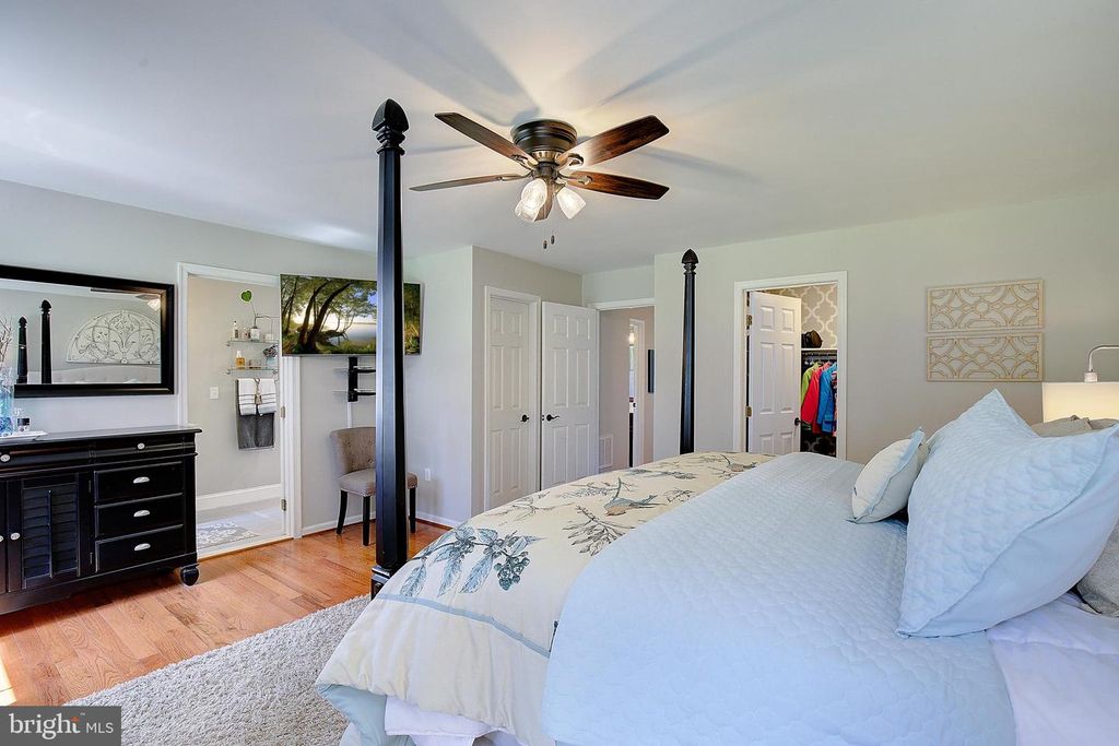 Image 25 of property listing at 3050 HICKORY RIDGE RD, Dunkirk, MD 20754