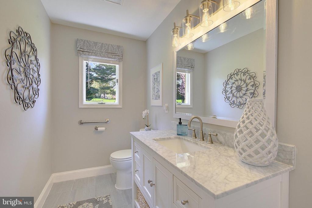 Image 27 of property listing at 3050 HICKORY RIDGE RD, Dunkirk, MD 20754