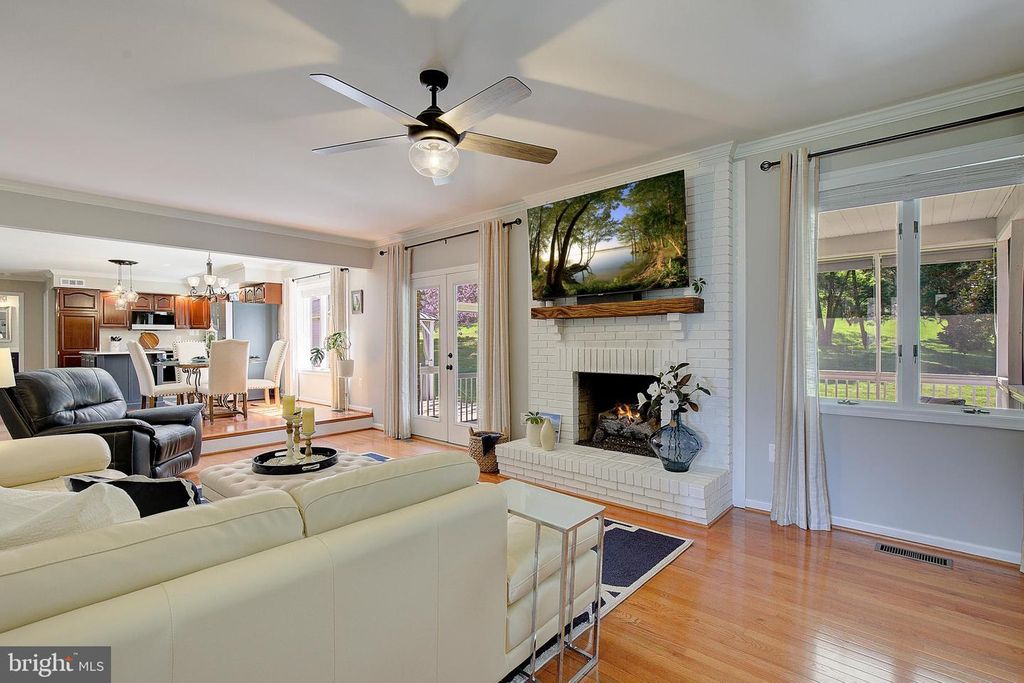 Image 30 of property listing at 3050 HICKORY RIDGE RD, Dunkirk, MD 20754