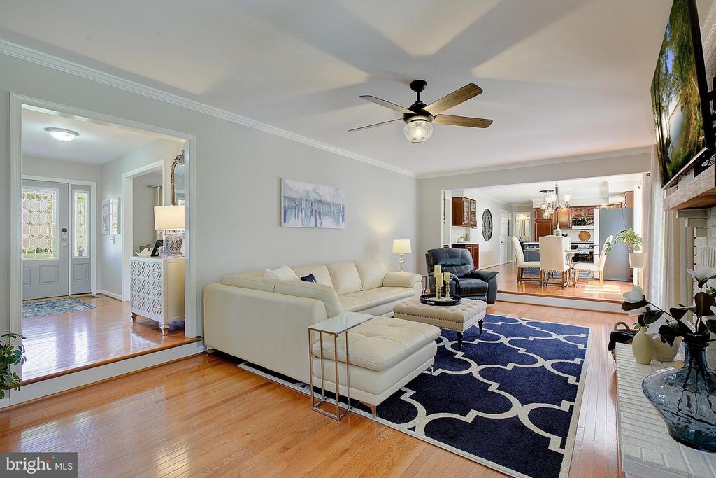 Image 31 of property listing at 3050 HICKORY RIDGE RD, Dunkirk, MD 20754