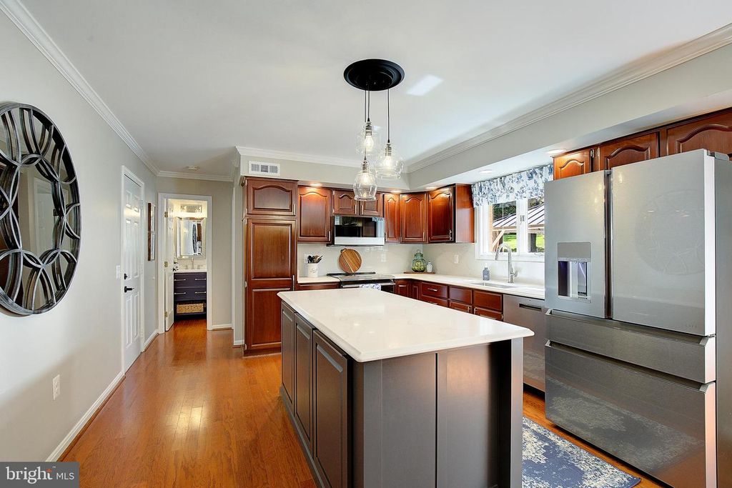 Image 37 of property listing at 3050 HICKORY RIDGE RD, Dunkirk, MD 20754