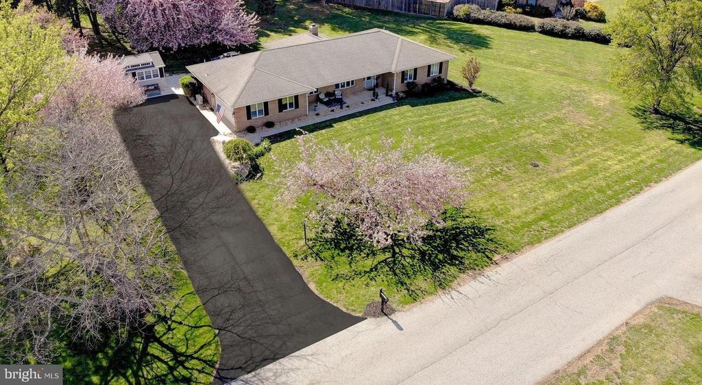 Image 74 of property listing at 3050 HICKORY RIDGE RD, Dunkirk, MD 20754