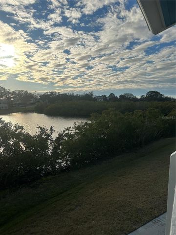455 ALT 19 S 228, Palm Harbor, FL 34683