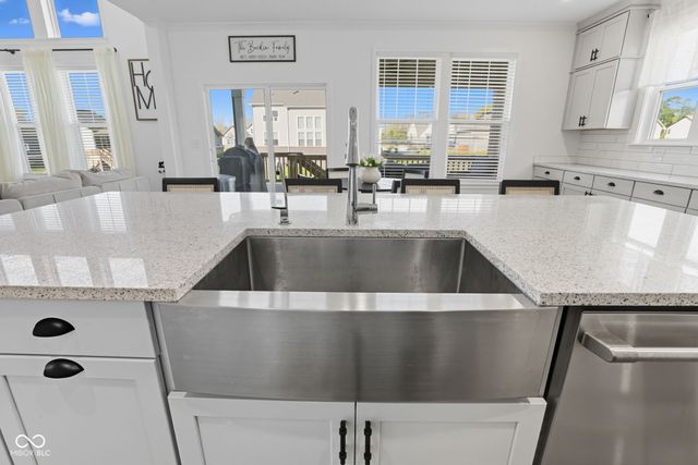 11420 Gammel Place, Fishers, IN 46040