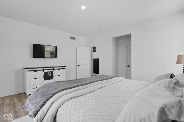 11420 Gammel Place, Fishers, IN 46040