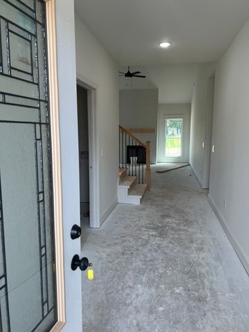 848 Burley Barn Rd, Clarksville, TN 37042