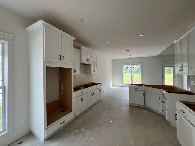 848 Burley Barn Rd, Clarksville, TN 37042
