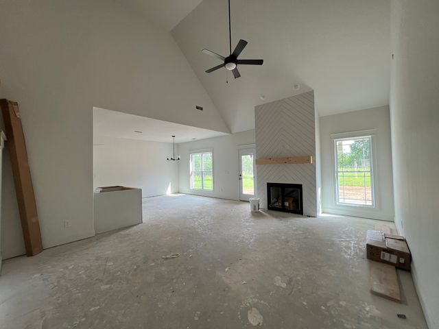 848 Burley Barn Rd, Clarksville, TN 37042