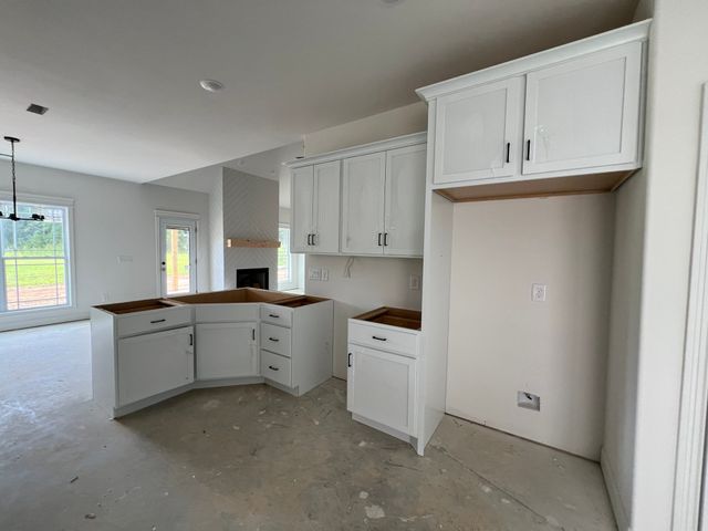 848 Burley Barn Rd, Clarksville, TN 37042