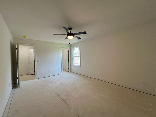 848 Burley Barn Rd, Clarksville, TN 37042