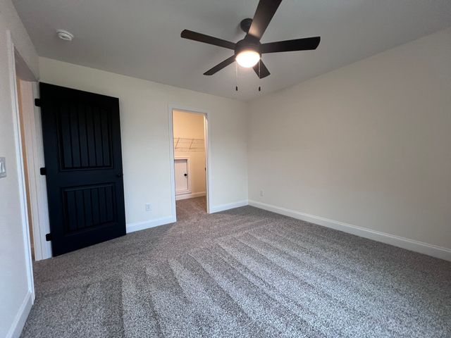 848 Burley Barn Rd, Clarksville, TN 37042