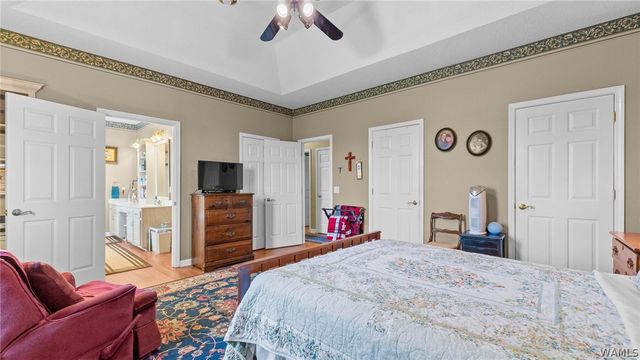 6527 Hibiscus, Northport, AL 35473