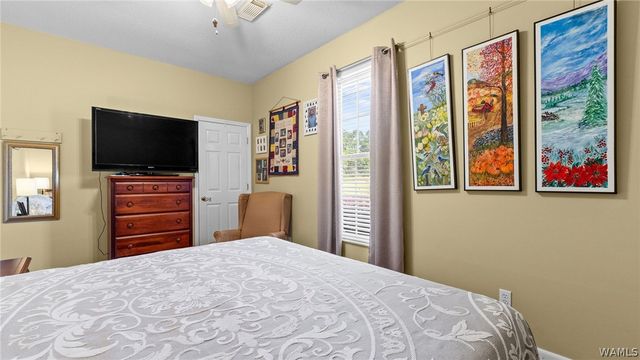 6527 Hibiscus, Northport, AL 35473