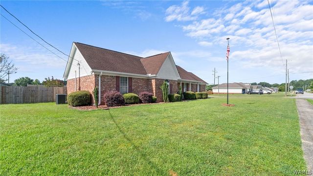 6527 Hibiscus, Northport, AL 35473