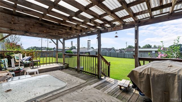 6527 Hibiscus, Northport, AL 35473