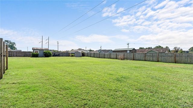 6527 Hibiscus, Northport, AL 35473
