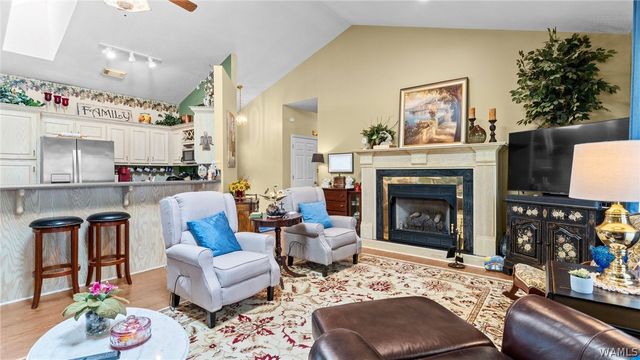 6527 Hibiscus, Northport, AL 35473