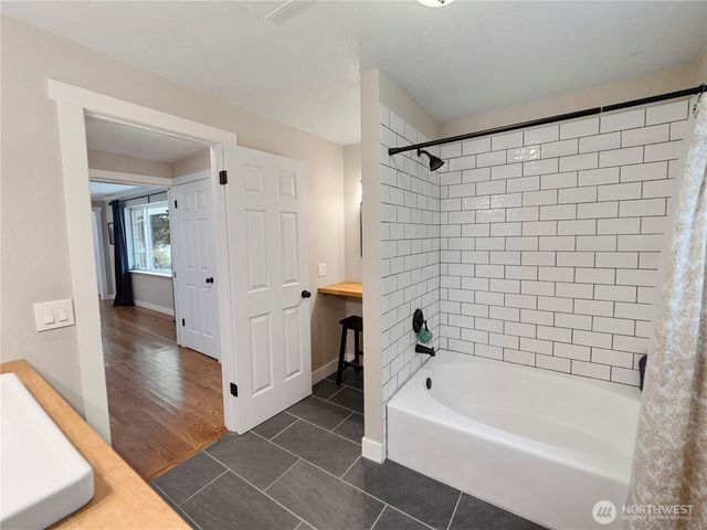 27721 SE 468th Street, Enumclaw, WA 98022