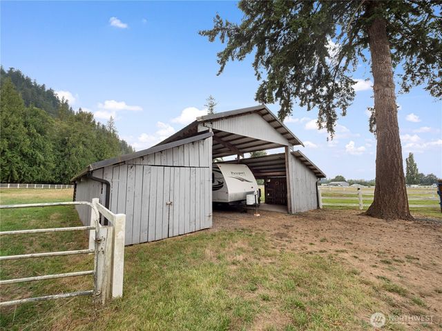 27721 SE 468th Street, Enumclaw, WA 98022