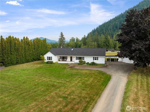 27721 SE 468th Street, Enumclaw, WA 98022