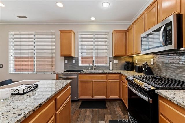 37022 Meadow Brook Way, Beaumont, CA 92223