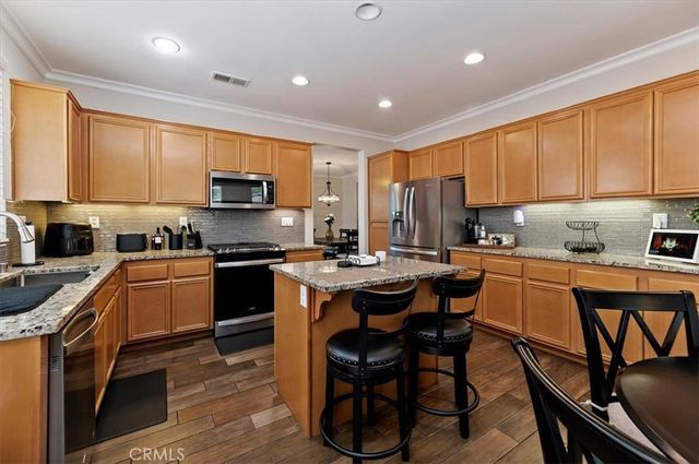 37022 Meadow Brook Way, Beaumont, CA 92223