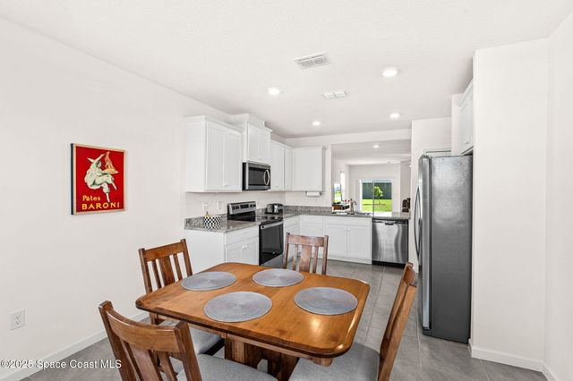 1076 Dugan Circle SE, Palm Bay, FL 32909